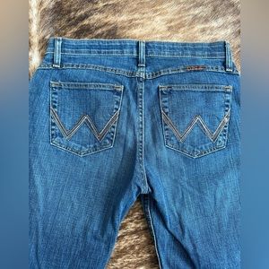 Wrangler Q baby jeans size 9/10 x 30